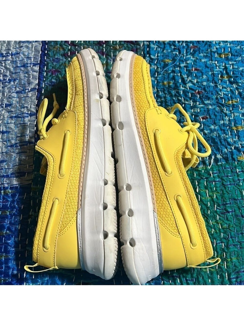 COLE HAAN ZEROGRAND yellow Regatta boat shoes. 9.5B. - Picture 3 of 9